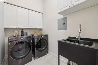 16030 Broadway Terrace, Oakland, CA 94611 - Photo 86