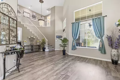 2627 Tejon St, Lodi, CA 95242 - Photo 8