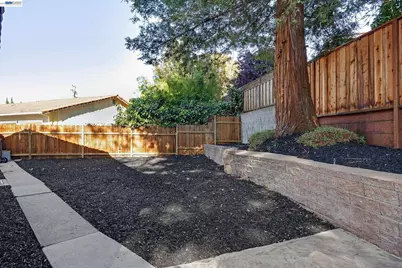 1170 Mardon Ct, Concord, CA 94521 - Photo 46