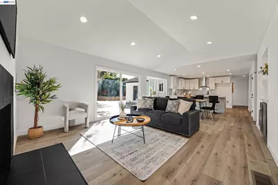 1170 Mardon Ct, Concord, CA 94521 - Photo 12