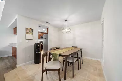1820 Willow Creek Dr, Tracy, CA 95376 - Photo 8
