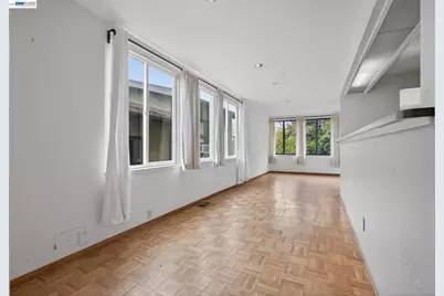 1227 33rd St, Oakland, CA 94610 - Photo 20