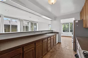 1227 33rd St, Oakland, CA 94610 - Photo 32