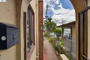 1227 33rd St, Oakland, CA 94610 - Photo 10