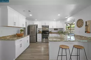 1284 Pinecrest Dr, Concord, CA 94521 - Photo 12
