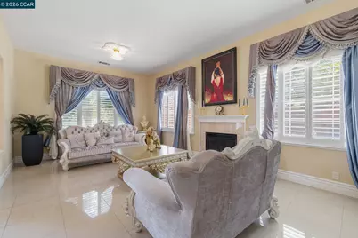1301 Amberdale Ct, Antioch, CA 94531 - Photo 6