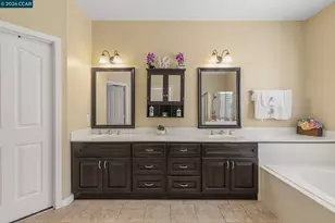 1301 Amberdale Ct, Antioch, CA 94531 - Photo 34
