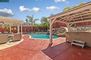 1301 Amberdale Ct, Antioch, CA 94531 - Photo 24