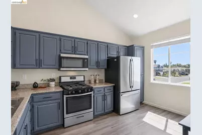 2413 Halyard Way, Discovery Bay, CA 94505 - Photo 8