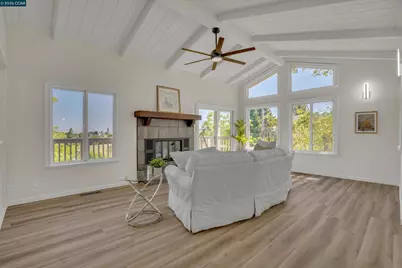 2271 Yale St, Martinez, CA 94553 - Photo 4