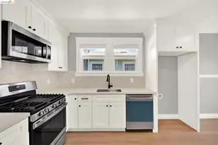 6900 Halliday Ave, Oakland, CA 94605 - Photo 14
