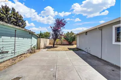6900 Halliday Ave, Oakland, CA 94605 - Photo 26