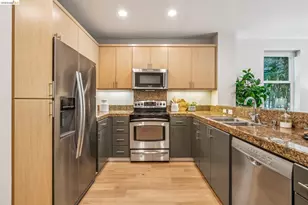 3090 Glascock St, Oakland, CA 94601 - Photo 12