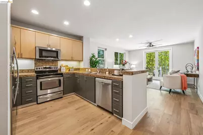 3090 Glascock Street #216, Oakland, CA 94601 - Photo 10