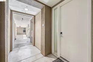 3090 Glascock St, Oakland, CA 94601 - Photo 8