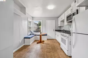 18 Bissell Ave, Richmond, CA 94801 - Photo 8