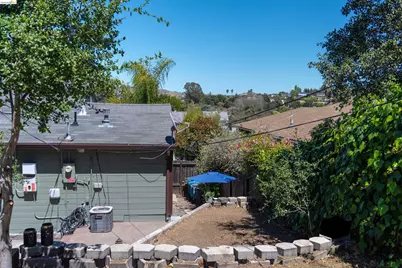 11 Fairview Ave, Vallejo, CA 94590 - Photo 24