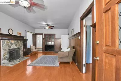 325 2nd St, Rio Vista, CA 94571 - Photo 8