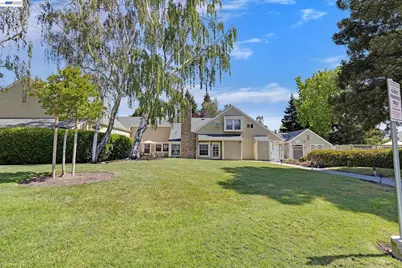 29354 Middleborough, Hayward, CA 94544 - Photo 24
