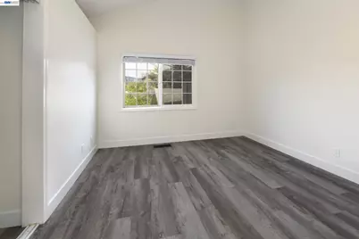 534 Adams St, Albany, CA 94706 - Photo 16