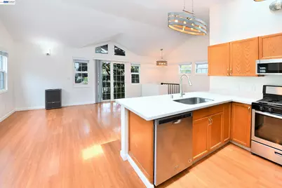 534 Adams St, Albany, CA 94706 - Photo 4