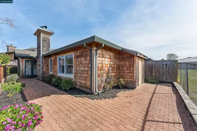 405 Centre Court, Alameda, CA 94502 - Photo 28
