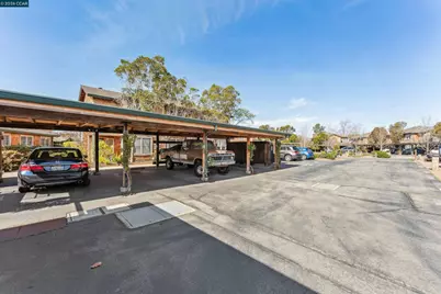 405 Centre Court, Alameda, CA 94502 - Photo 32