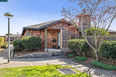 405 Centre Court, Alameda, CA 94502 - Photo 2