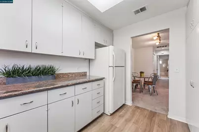 405 Centre Court, Alameda, CA 94502 - Photo 18