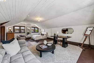 2953 Hillegass Ave, Berkeley, CA 94705 - Photo 48