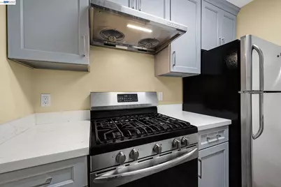 801 Franklin St #607, Oakland, CA 94607 - Photo 14