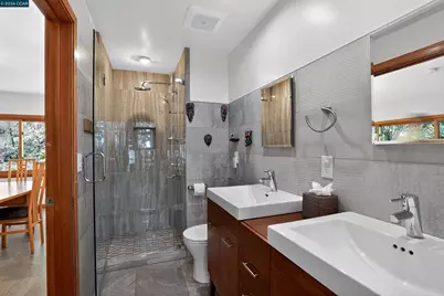 163 El Toyonal, Orinda, CA 94563 - Photo 16
