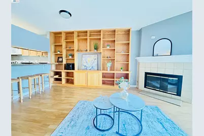 320 Villa Way, Walnut Creek, CA 94595 - Photo 2
