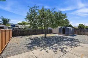 2173 Burton Ave, Pittsburg, CA 94565 - Photo 26