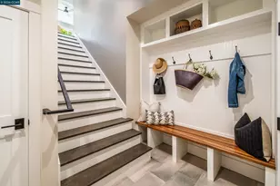 84 Mossbridge Ln, Orinda, CA 94563 - Photo 32