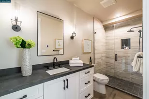84 Mossbridge Ln, Orinda, CA 94563 - Photo 28