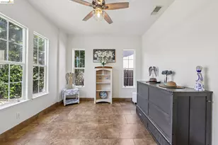 19 Minaret Rd, Oakley, CA 94561 - Photo 10