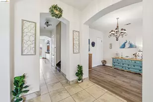 19 Minaret Rd, Oakley, CA 94561 - Photo 4