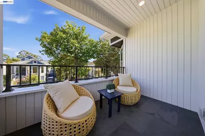 1026 54th St, Oakland, CA 94608 - Photo 48