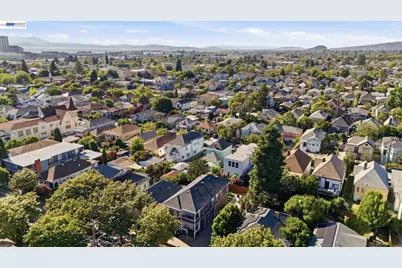 1026 54th St, Oakland, CA 94608 - Photo 60