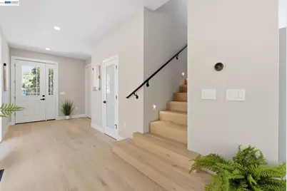1026 54th St, Oakland, CA 94608 - Photo 30