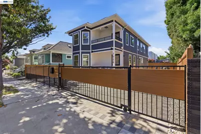 1026 54th St, Oakland, CA 94608 - Photo 2