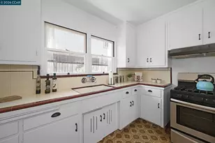 2110 Pomona Ave, Martinez, CA 94553 - Photo 14