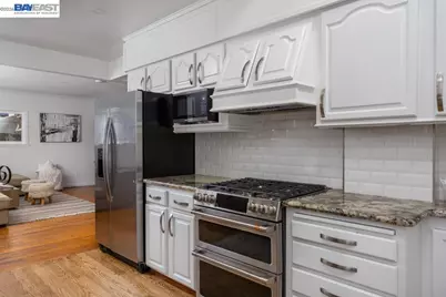 3354 D St, Hayward, CA 94541 - Photo 8