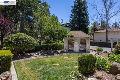 3354 D St, Hayward, CA 94541 - Photo 36