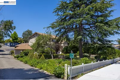3354 D St, Hayward, CA 94541 - Photo 34