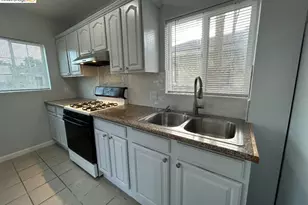3743 Suter St, Oakland, CA 94619 - Photo 6