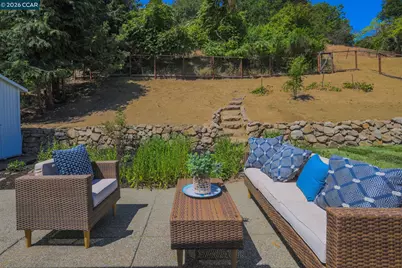 5412 Degnan Dr, Martinez, CA 94553 - Photo 22