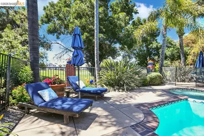 2442 Pinehurst Ct, Discovery Bay, CA 94505 - Photo 36