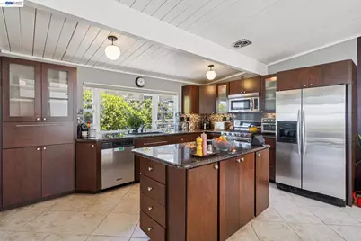 5842 Highwood Rd, Castro Valley, CA 94552 - Photo 18